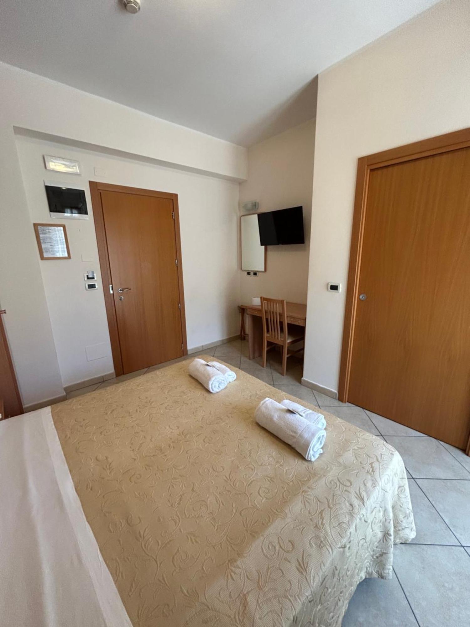 Hotel Favorita Cesenatico Εξωτερικό φωτογραφία