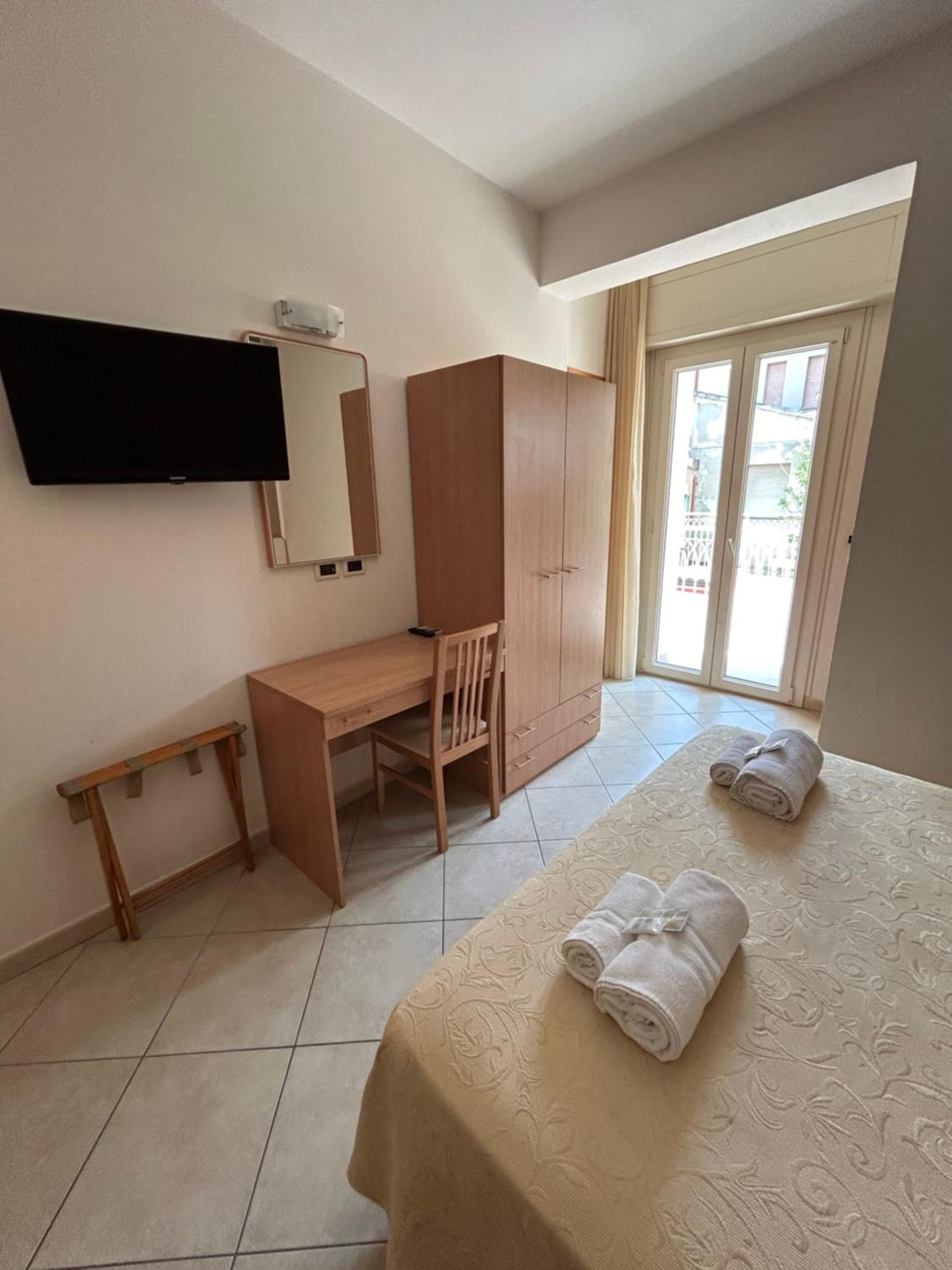Hotel Favorita Cesenatico Εξωτερικό φωτογραφία