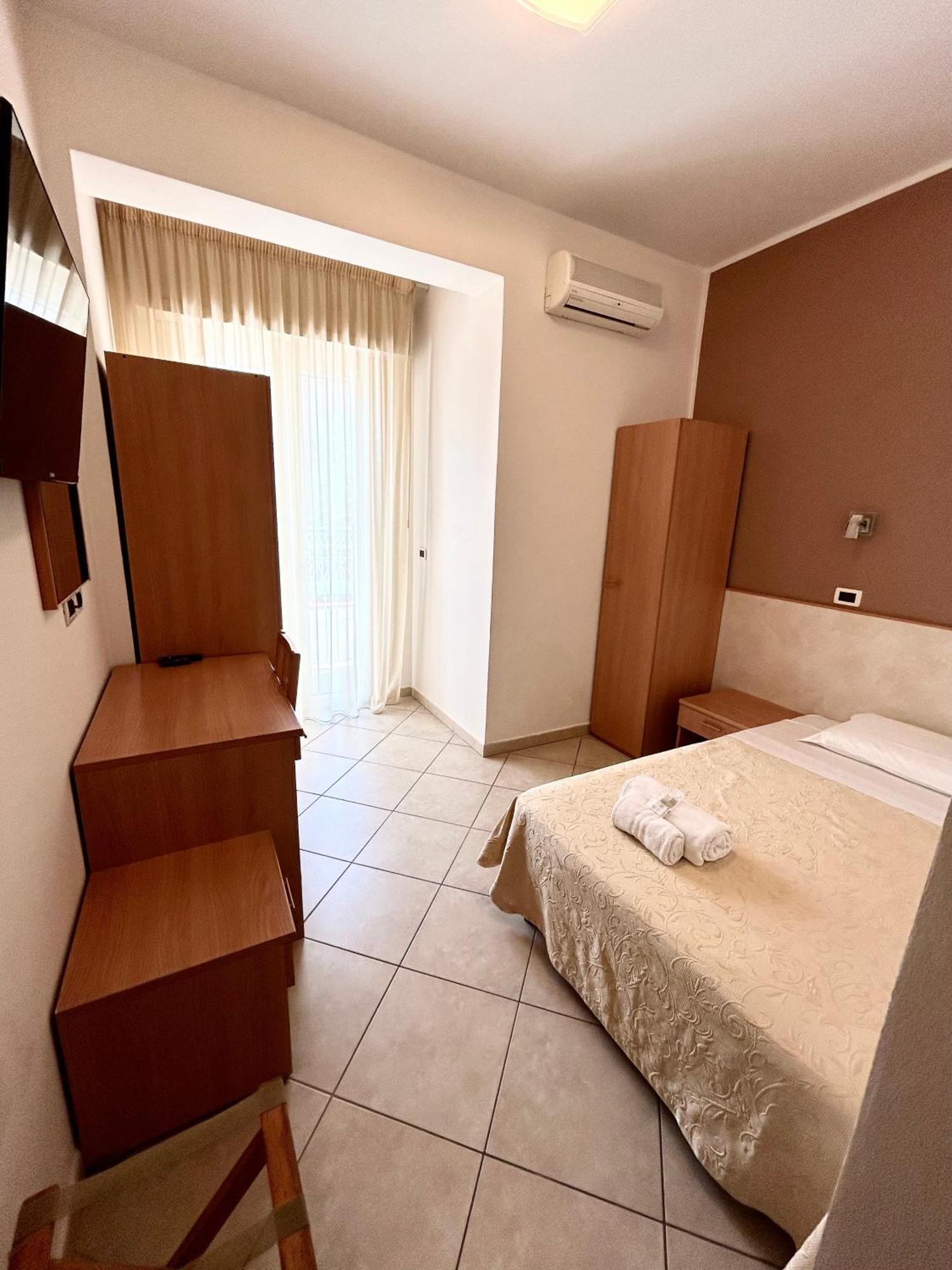 Hotel Favorita Cesenatico Εξωτερικό φωτογραφία