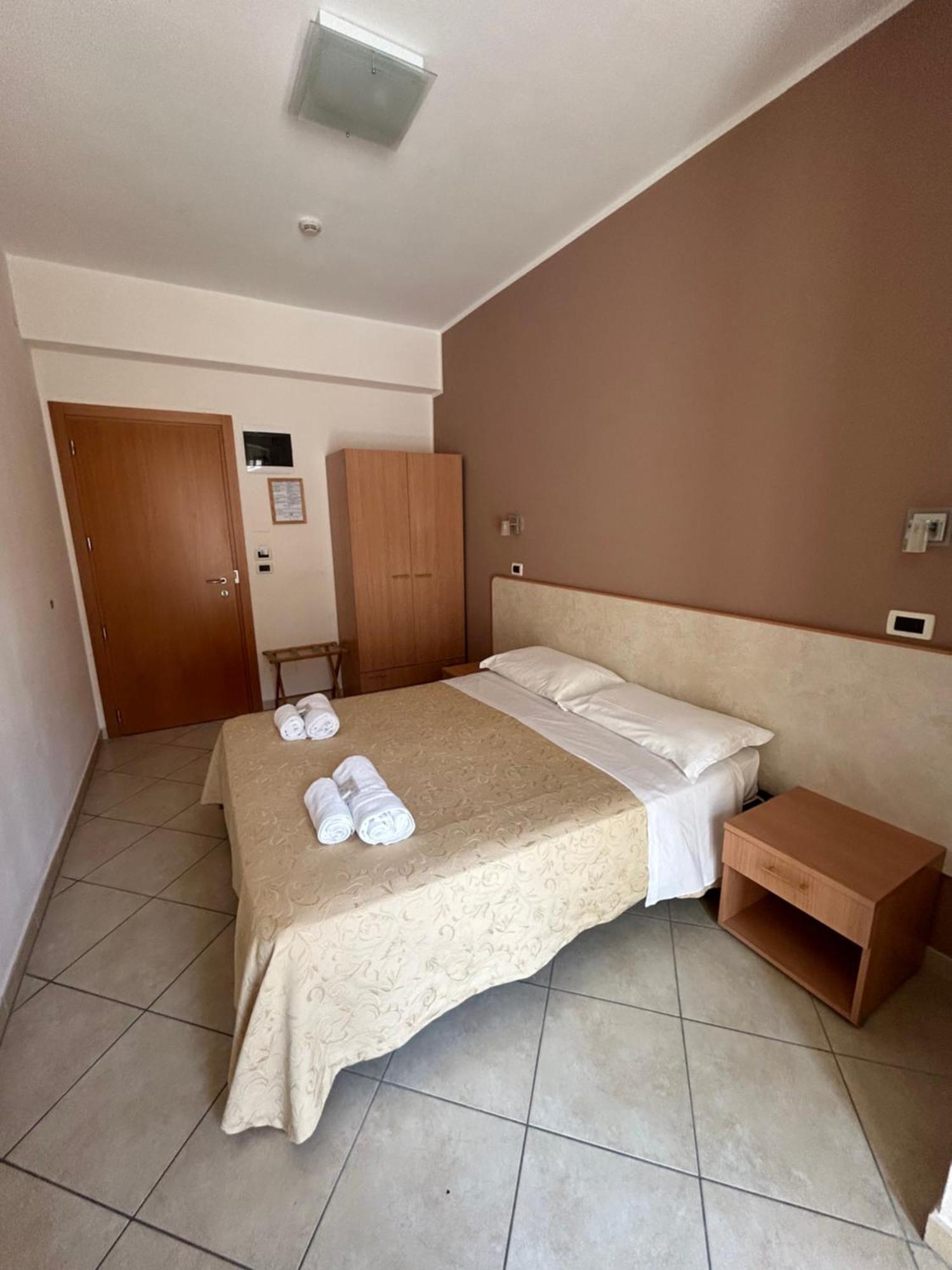 Hotel Favorita Cesenatico Εξωτερικό φωτογραφία